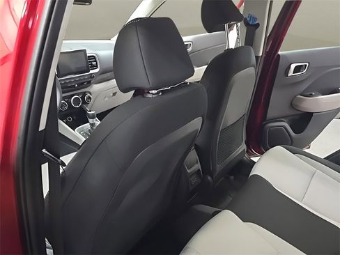 New 2026 Hyundai Venue SEL image 14