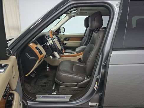 Used 2021 Land Rover Range Rover Westminster Edition image 4