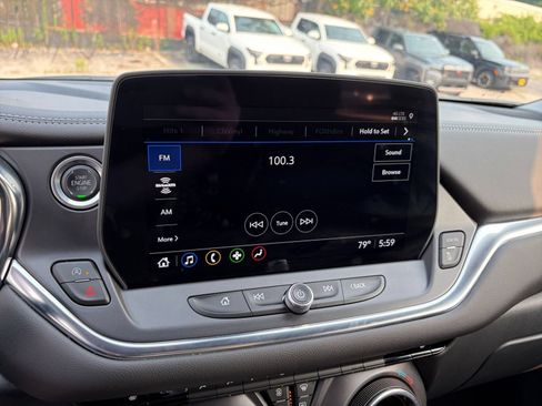 Used 2026 Chevrolet Blazer LT FWD image 16
