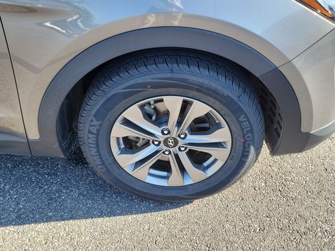 Used 2016 Hyundai Santa Fe Sport FWD image 38