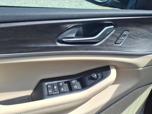 New 2026 Jeep Grand Cherokee Limited AWD/4WD image 12
