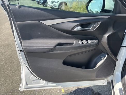 Used 2024 Buick Envista Avenir image 34