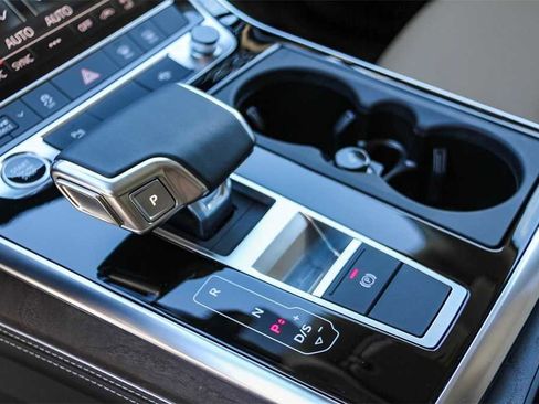 Used 2025 Audi Q7 3.0T Premium Plus w/ Premium Plus Package image 20