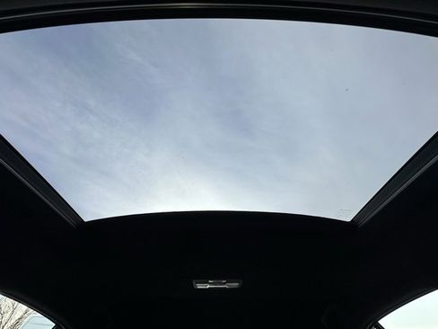 Used 2020 Lexus UX 250h w/ Premium Package image 16