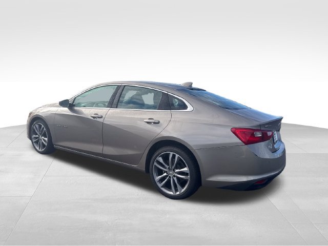 Used 2025 Chevrolet Malibu LT FWD image 3