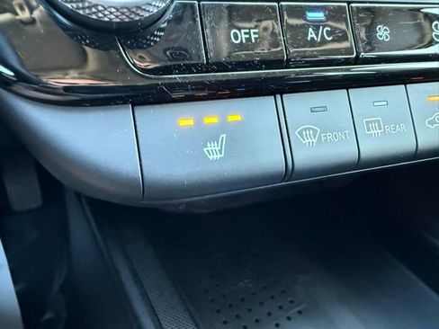 Used 2021 Hyundai Elantra SEL w/ Convenience + Premium Package FWD image 27
