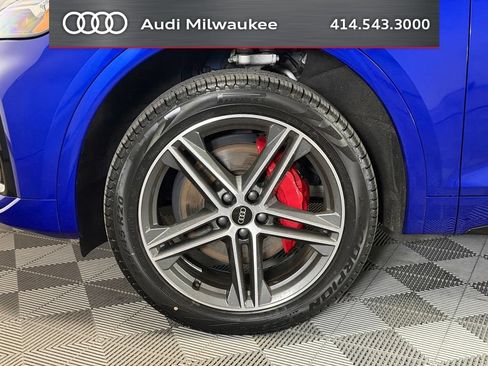 Used 2024 Audi Q5 e Premium Plus w/ Premium Plus Package AWD/4WD image 14