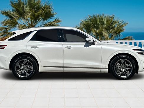 Used 2023 Genesis GV70 2.5T w/ Advanced Package image 4