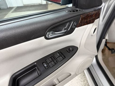 Used 2012 Chevrolet Impala LT image 22