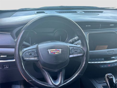 Used 2021 Cadillac XT4 Sport w/ Cold Weather Package image 11