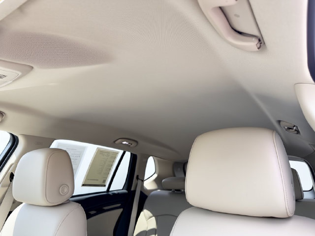 Used 2018 Buick Envision Essence FWD image 26