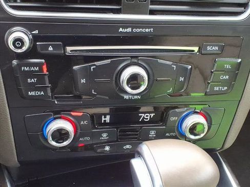 Used 2017 Audi Q5 2.0T Premium image 24