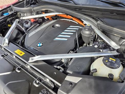 Used 2022 BMW X5 xDrive45e image 23