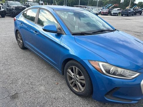 Used 2018 Hyundai Elantra SEL FWD image 7