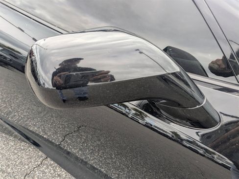 Used 2016 Chevrolet Corvette Stingray Coupe w/ Carbon Flash Badge Package image 12