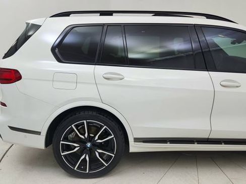 Used 2021 BMW X7 xDrive40i w/ M Sport Package image 12