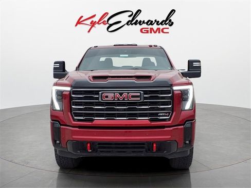 Used 2025 GMC Sierra 2500 AT4 w/ AT4 Premium Plus Package image 2