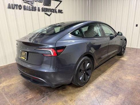 Used 2025 Tesla Model 3 RWD image 8