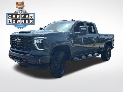 Used 2026 Chevrolet Silverado 2500 ZR2 w/ LPO, Dark Essentials Package AWD/4WD image 3