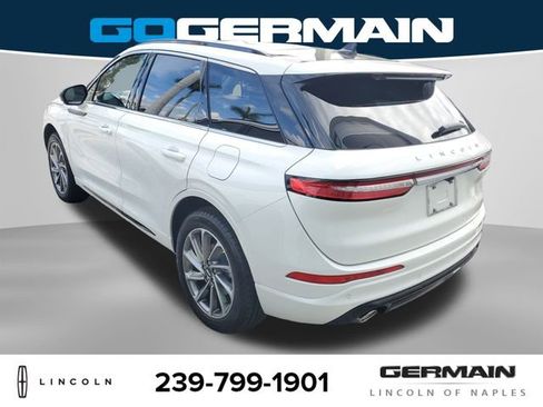 New 2026 Lincoln Corsair Grand Touring image 9