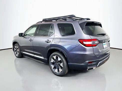 New 2026 Honda Pilot Touring image 5