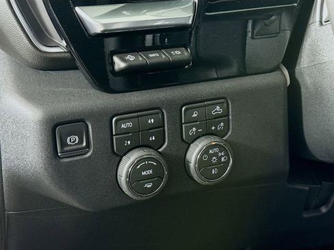 New 2026 Chevrolet Silverado 2500 LTZ AWD/4WD image 12