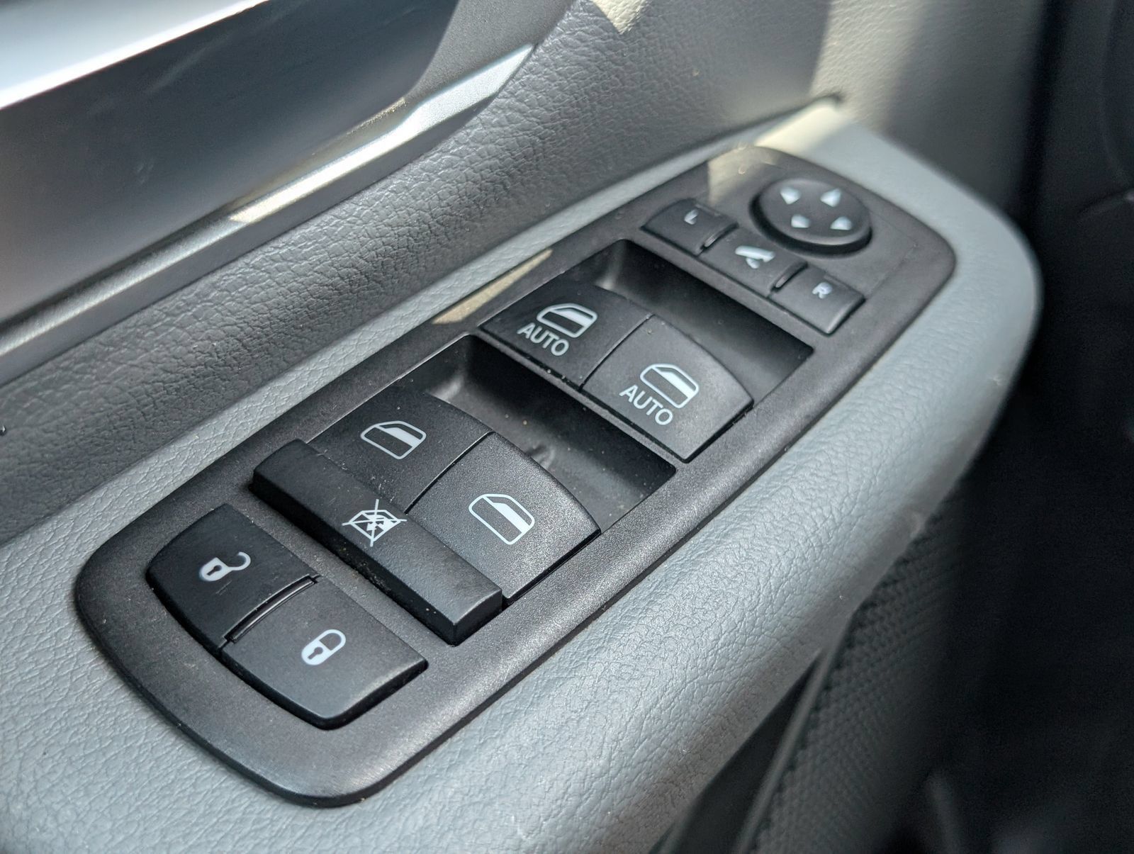 Used 2023 RAM 1500 Big Horn RWD image 33