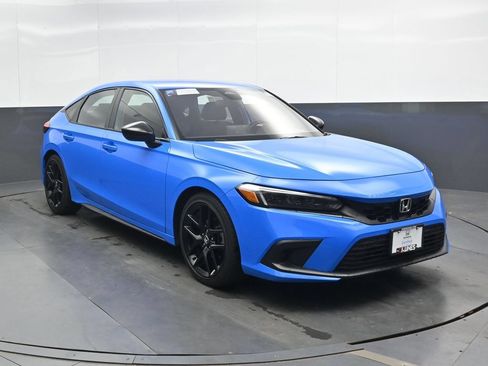 Used 2024 Honda Civic Sport image 4