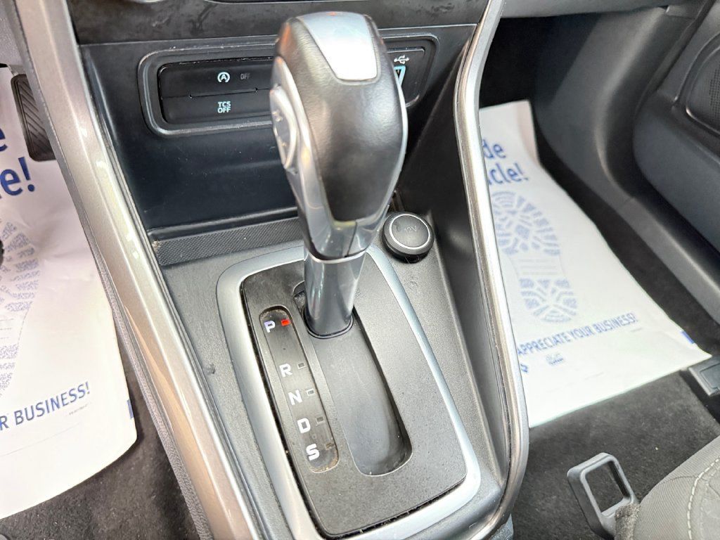 Used 2021 Ford EcoSport SE FWD image 29