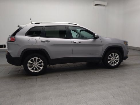 Used 2021 Jeep Cherokee Latitude AWD/4WD image 10