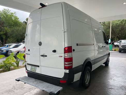 Used 2010 Mercedes-Benz Sprinter 3500 image 7