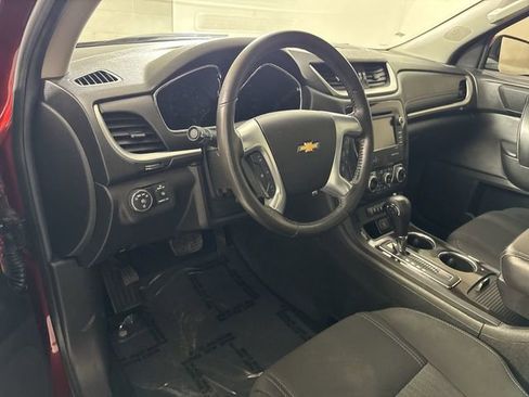 Used 2016 Chevrolet Traverse LT w/ Traveler's Package image 25