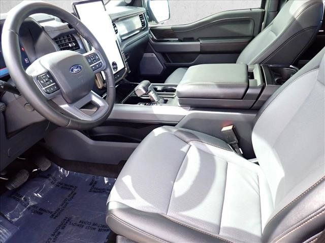 Used 2025 Ford F150 Lightning Lariat AWD/4WD image 12