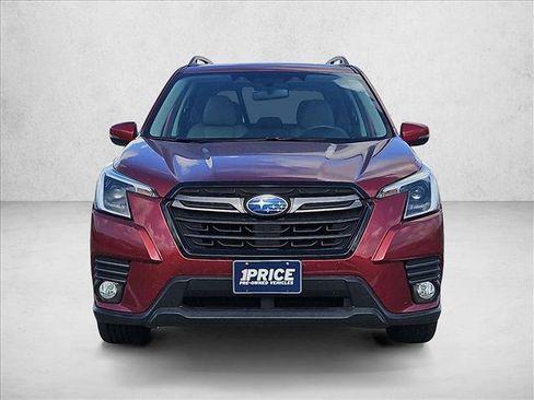 Used 2022 Subaru Forester Limited AWD/4WD image 2