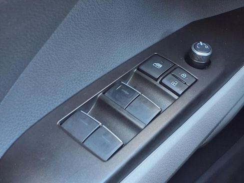 Used 2024 Toyota Camry XLE image 23