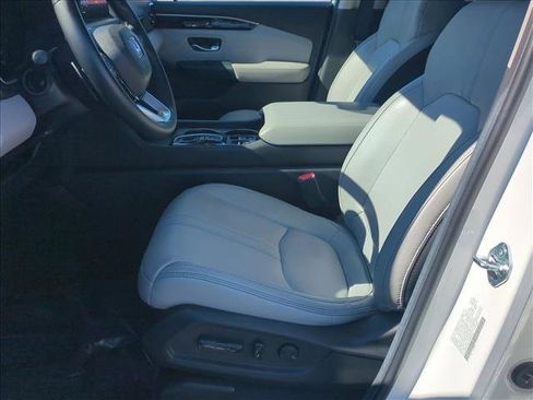 Used 2025 Honda Pilot EX-L image 14