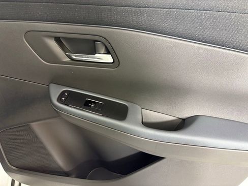 New 2026 Nissan Leaf SV+ image 12