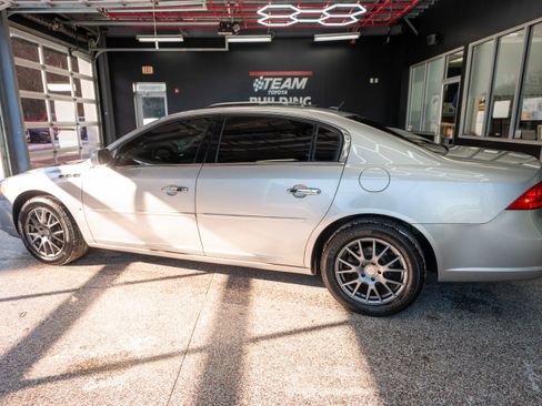 Used 2007 Buick Lucerne CXL w/ Luxury Package image 2