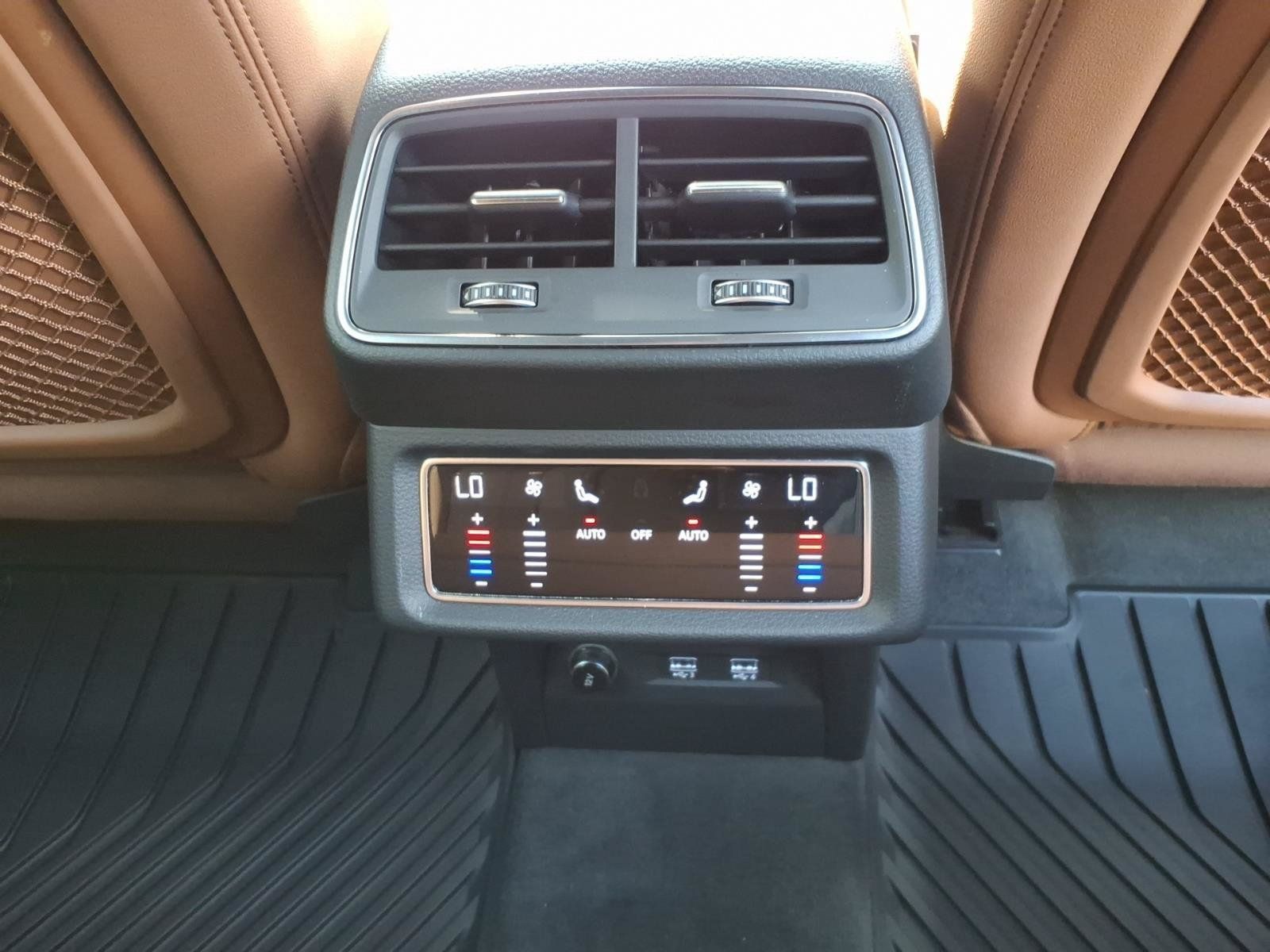 Used 2019 Audi e-tron Premium Plus AWD/4WD image 26