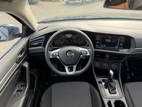 Used 2021 Volkswagen Jetta S image 25