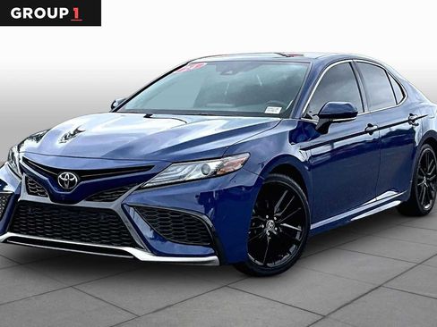 Used 2024 Toyota Camry XSE w/ Navigation Package FWD image 1