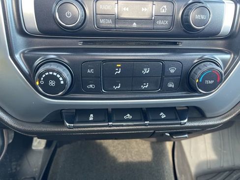 Used 2015 GMC Sierra 1500 SLE w/ Suspension Package, Off-Road AWD/4WD image 18