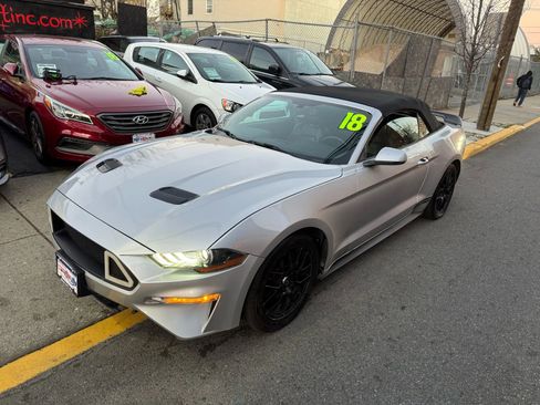 Used 2018 Ford Mustang Premium w/ Equipment Group 201A image 2