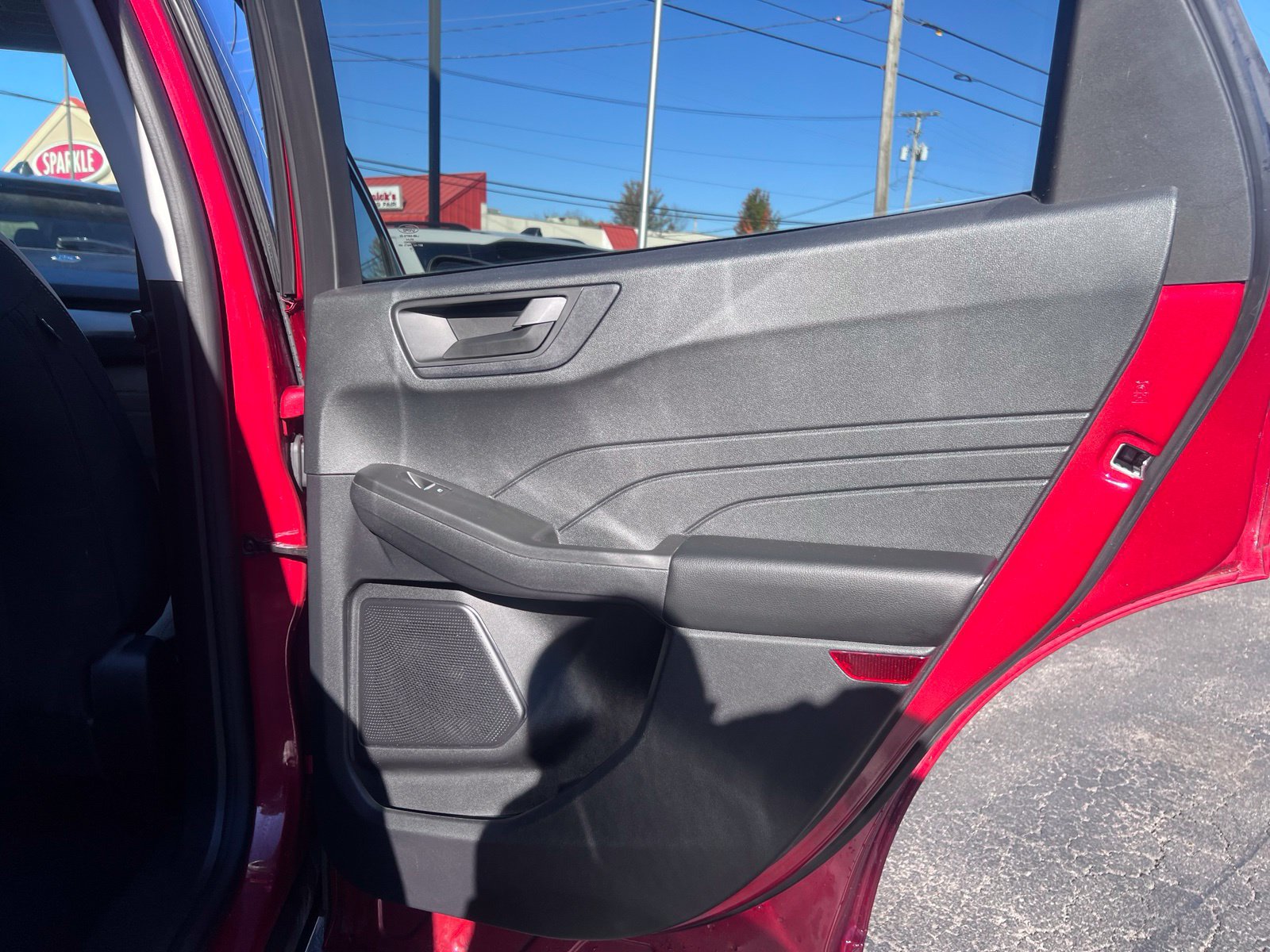 Used 2022 Ford Escape SE w/ Convenience Package FWD image 38