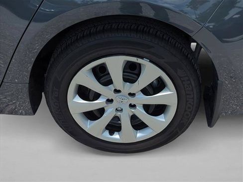 Certified 2025 Toyota Corolla LE FWD image 9
