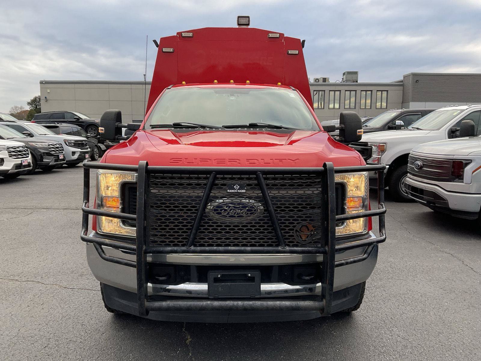 Used 2017 Ford F350 XL w/ Power Equipment Group AWD/4WD image 2
