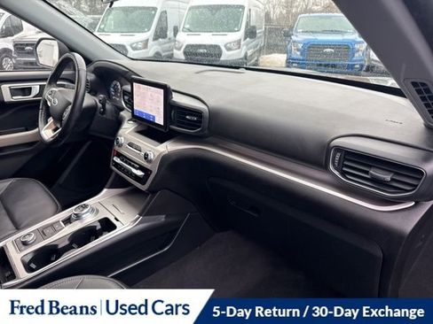 Certified 2022 Ford Explorer XLT w/ Equipment Group 202A image 12