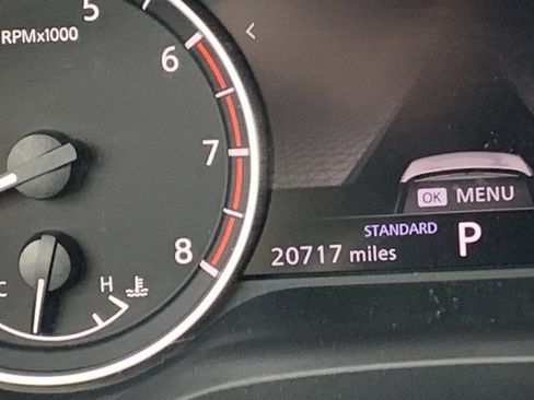 Used 2023 Nissan Rogue SL w/ SL Premium Package image 11