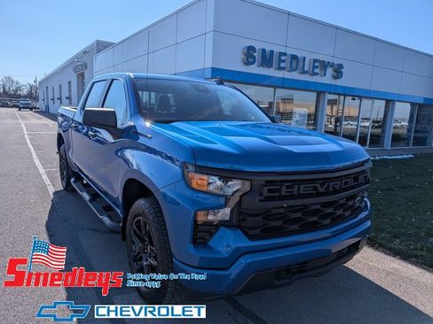 Used 2024 Chevrolet Silverado 1500 Custom w/ Turbomax Blackout Package image 1