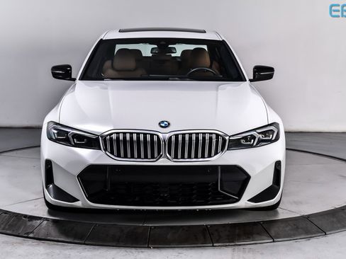 Used 2025 BMW 330i xDrive Sedan w/ M Sport Package image 8